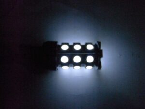 T20 LEDバルブ(5050 27 smd Wedge) 光り方