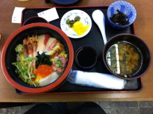 海鮮丼(境港にて)