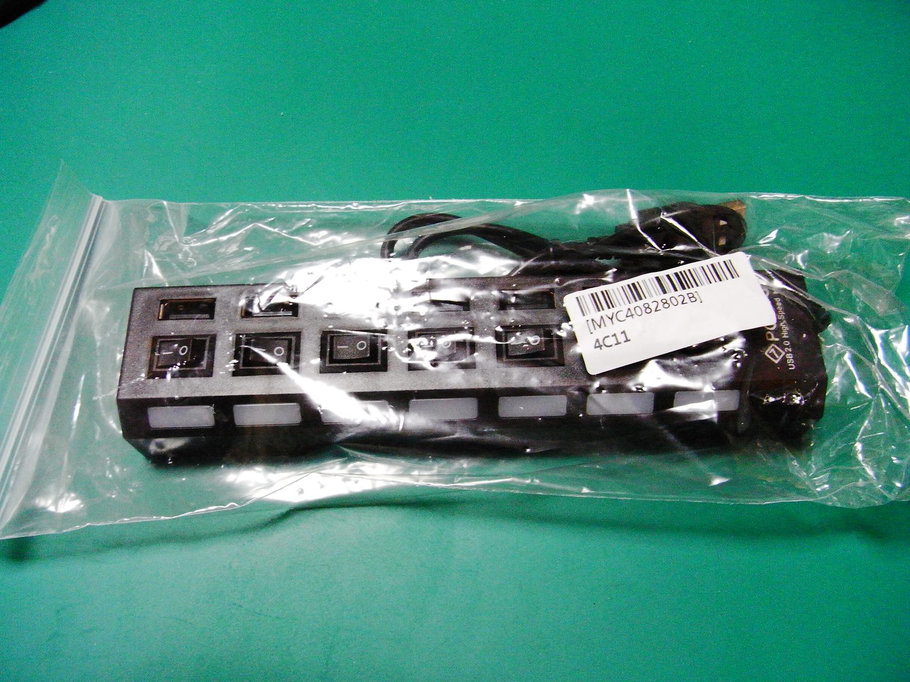 安価なスイッチ付USBハブのレビュー(7 Ports LED USB High Speed 480 Mbps Adapter USB Hub With  Power on/off Switch For PC Laptop Computer) -