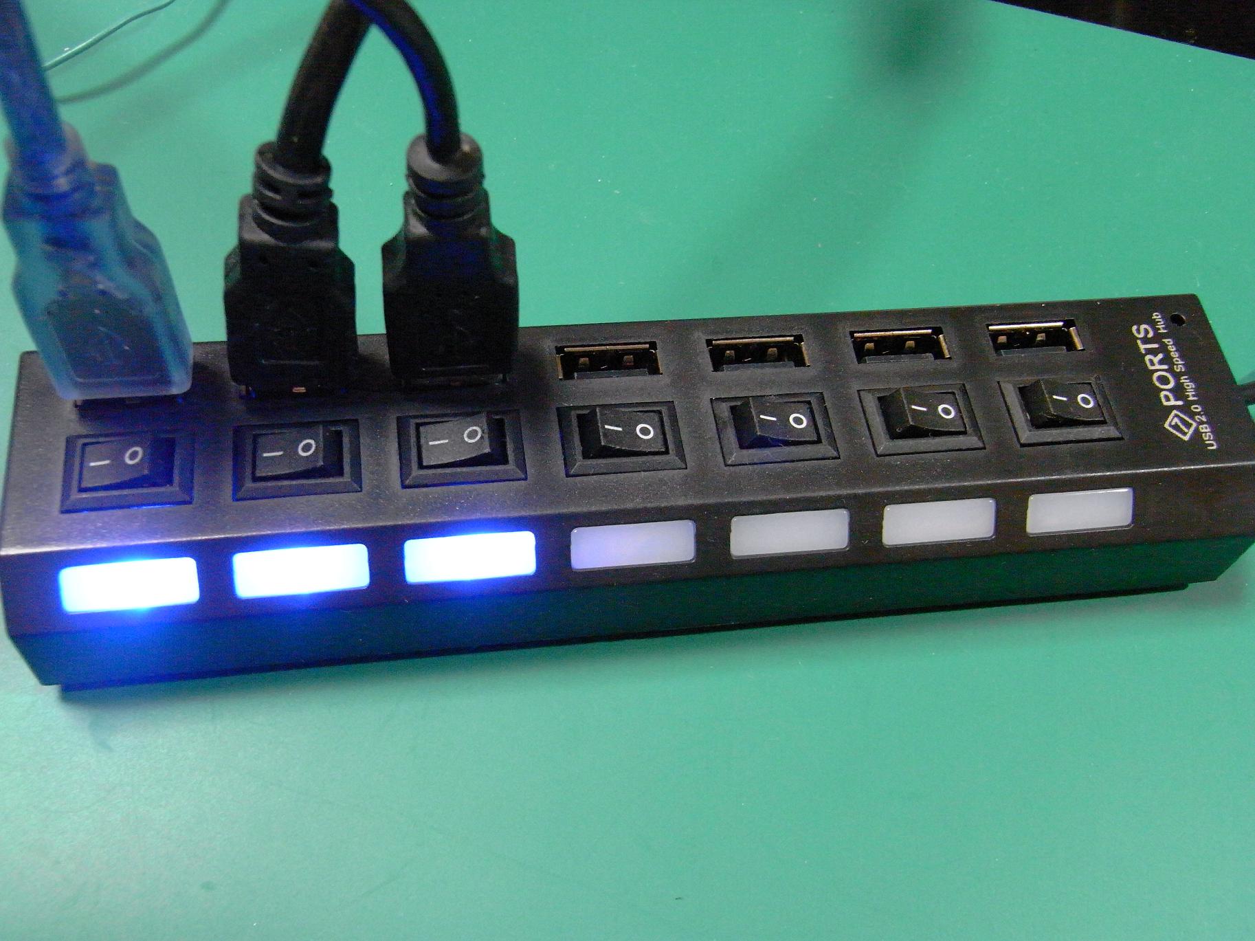安価なスイッチ付USBハブのレビュー(7 Ports LED USB High Speed 480 