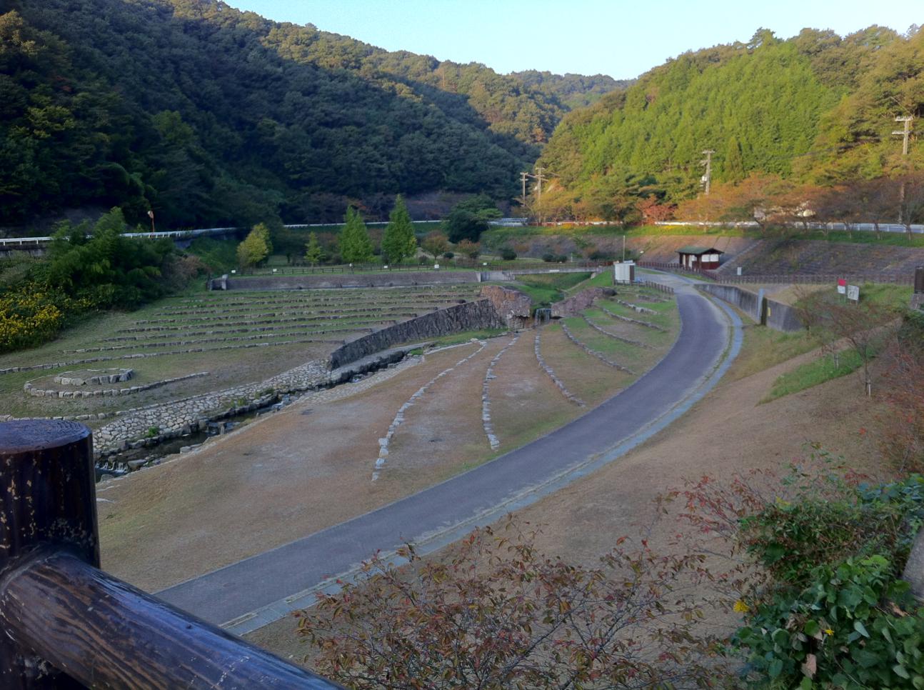 [自転車旅行] 2012/10/16：奈良県生駒市～大阪府～兵庫県川西市(知明湖キャンプ場)